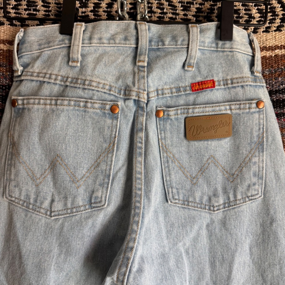 Vintage Wrangler High Waisted Straight Leg Jeans Womens 1 x 32 Light Wash Denim